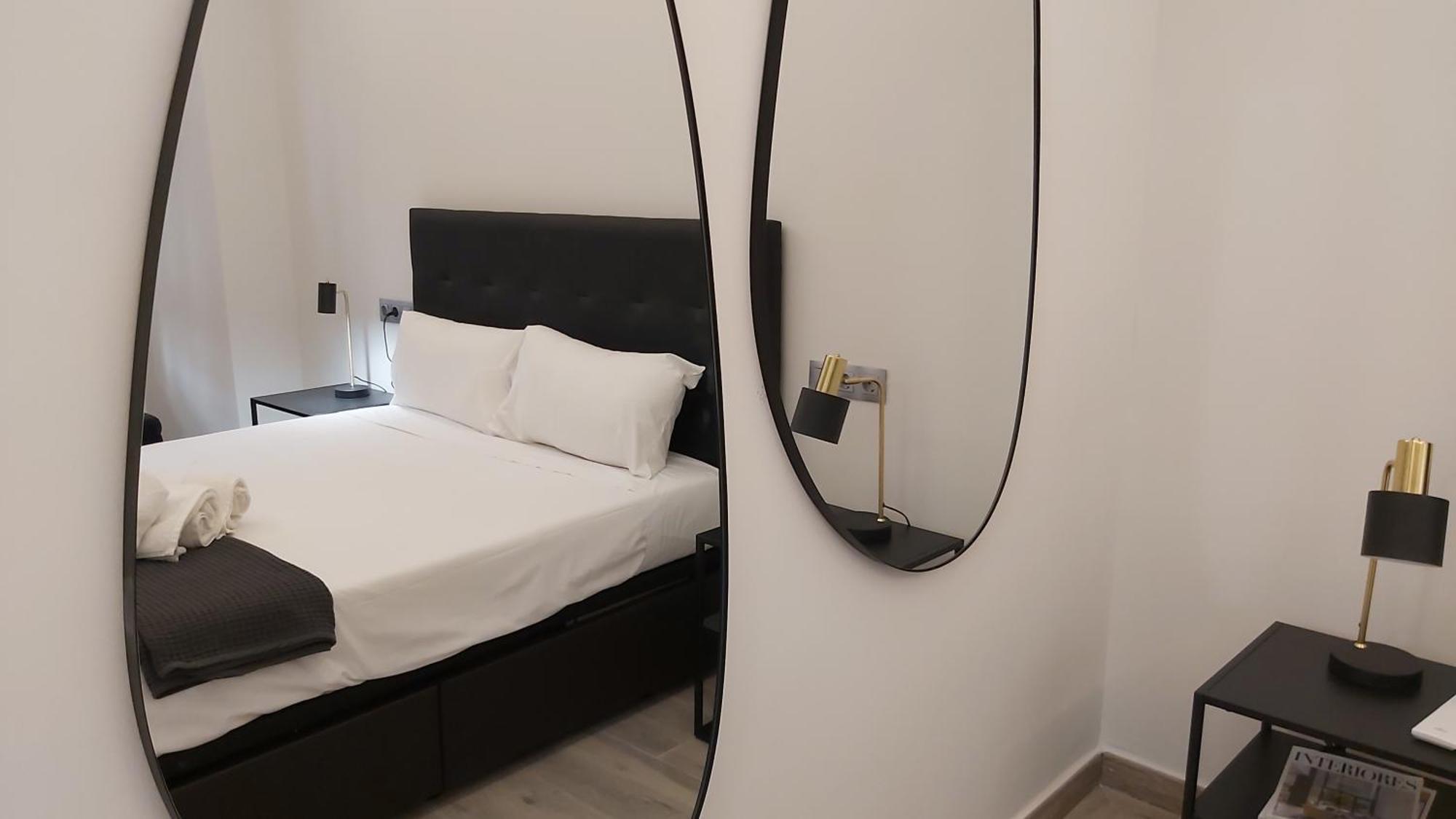 Del Parque Flats Marin Garcia Apartment *